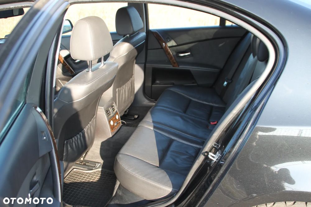 BMW Seria 5 - 11
