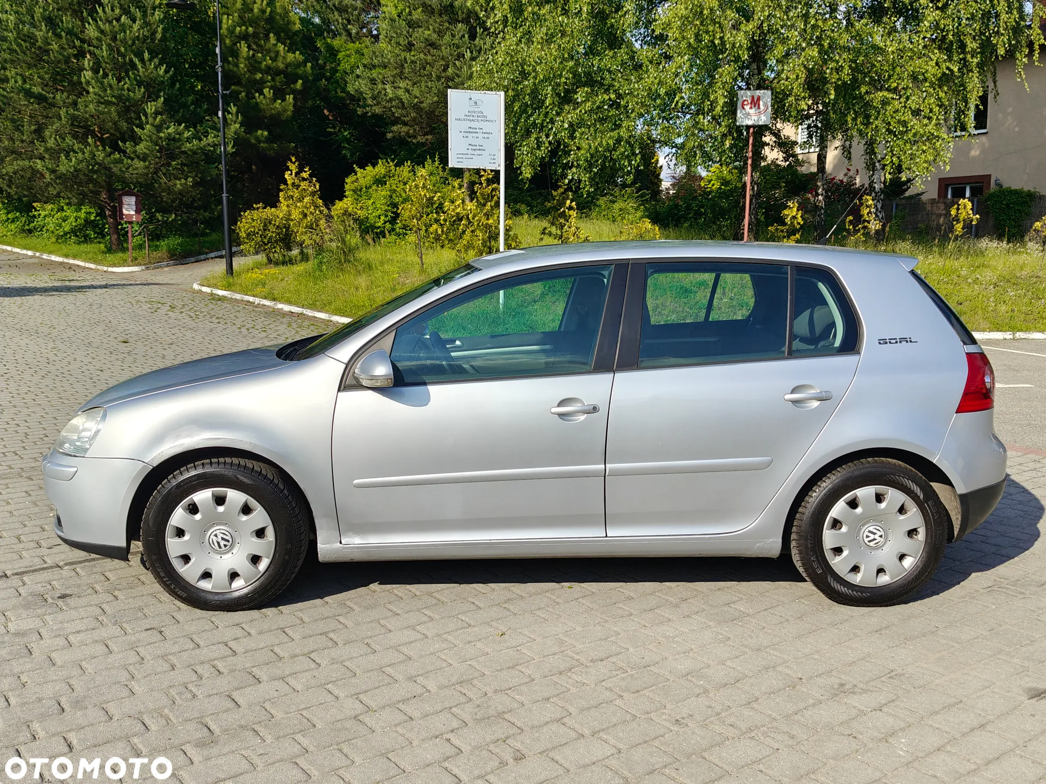 Volkswagen Golf 1.6 Comfortline - 11