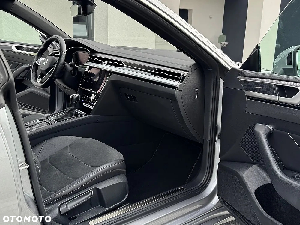 Volkswagen Arteon 2.0 TDI 4Motion R-Line DSG - 37