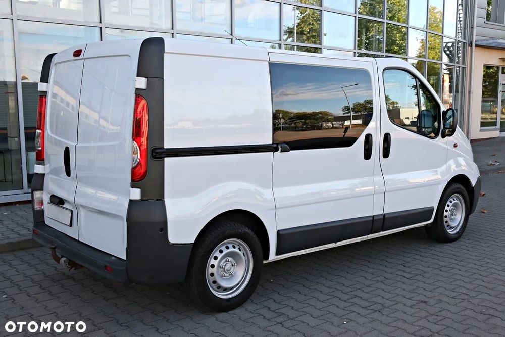 Opel VIVARO - 19