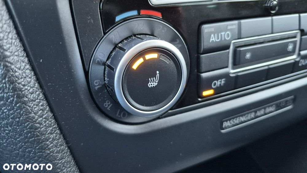 Volkswagen Golf - 31