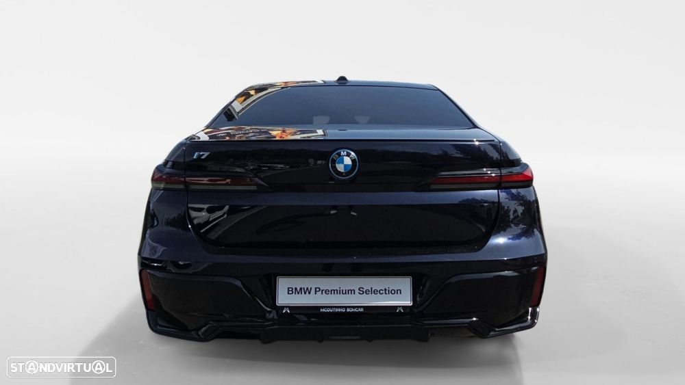 BMW i7 eDrive50 Pack Desportivo M Pro - 8