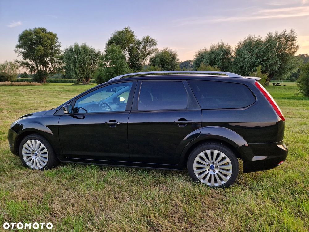 Ford Focus 1.8 Ghia - 4