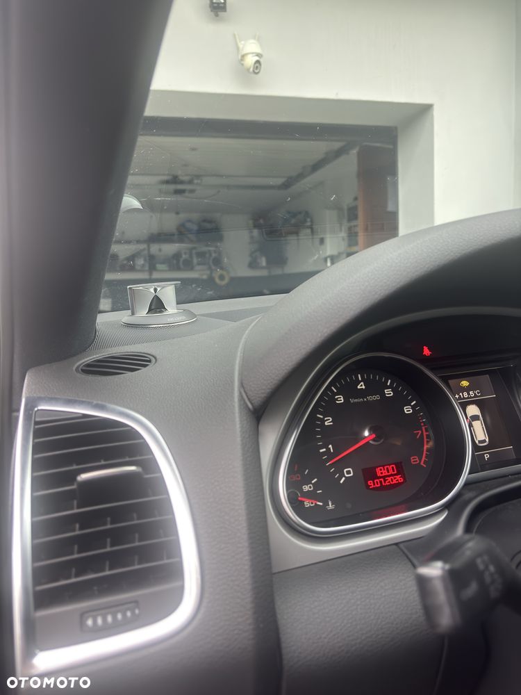 Audi Q7 - 3