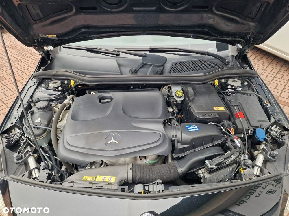Mercedes-Benz Klasa A 180 (BlueEFFICIENCY) Urban - 38