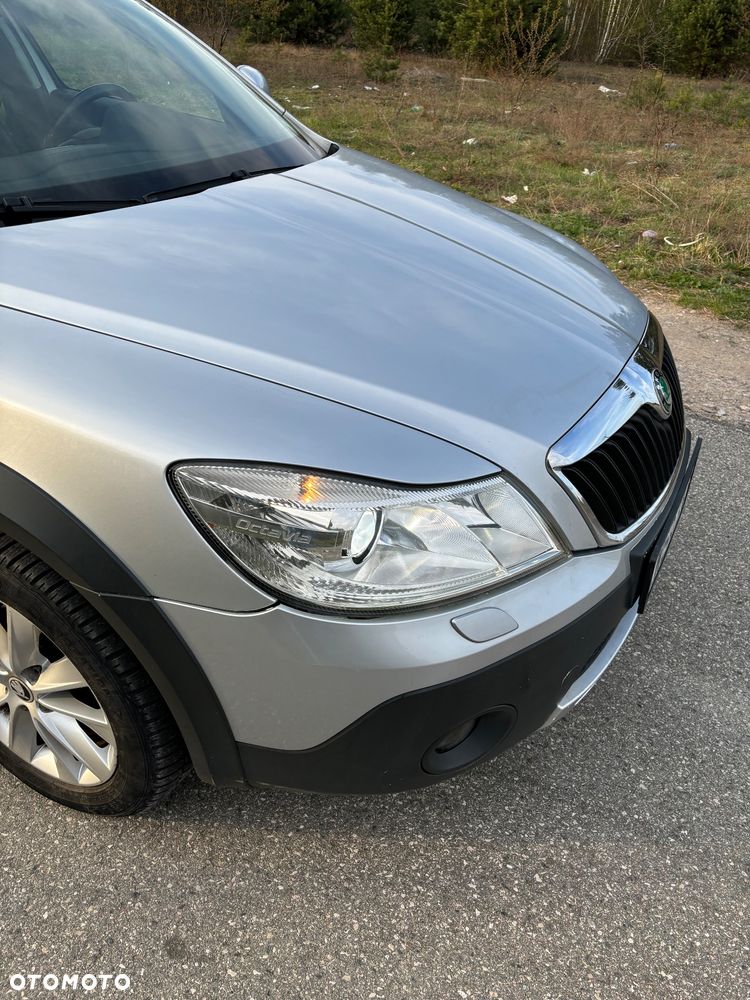 Skoda Octavia Scout 1.8 TSI - 14