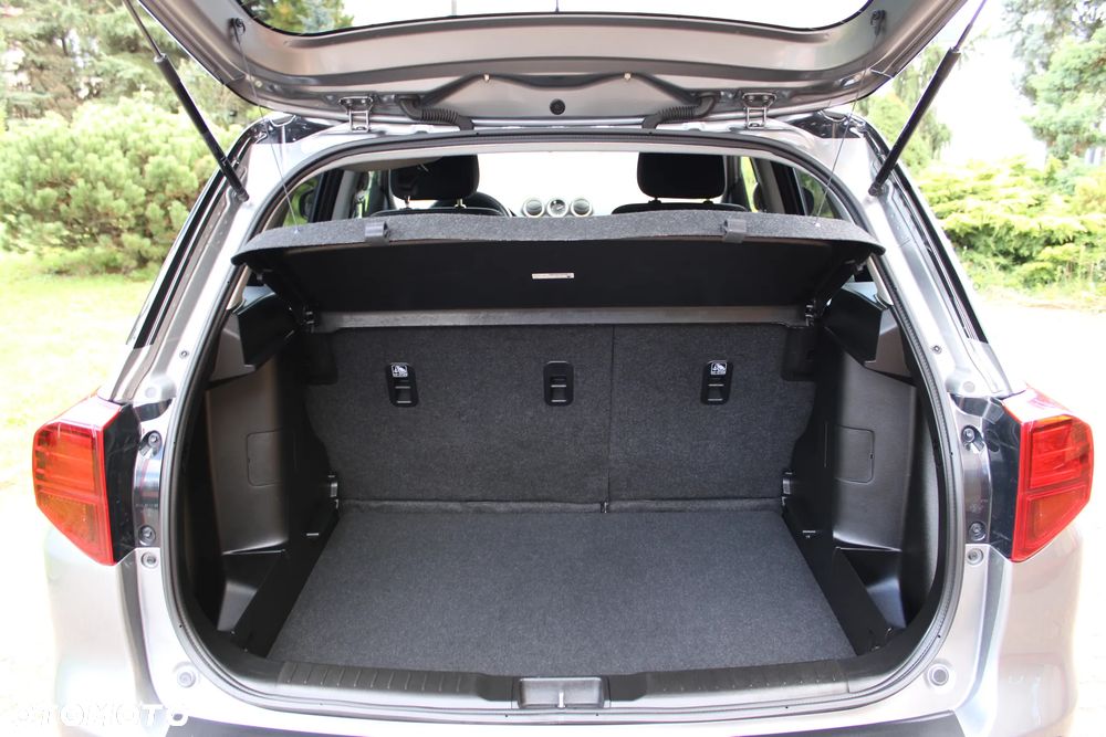 Suzuki Vitara 1.4 Boosterjet SHVS Premium 2WD - 23