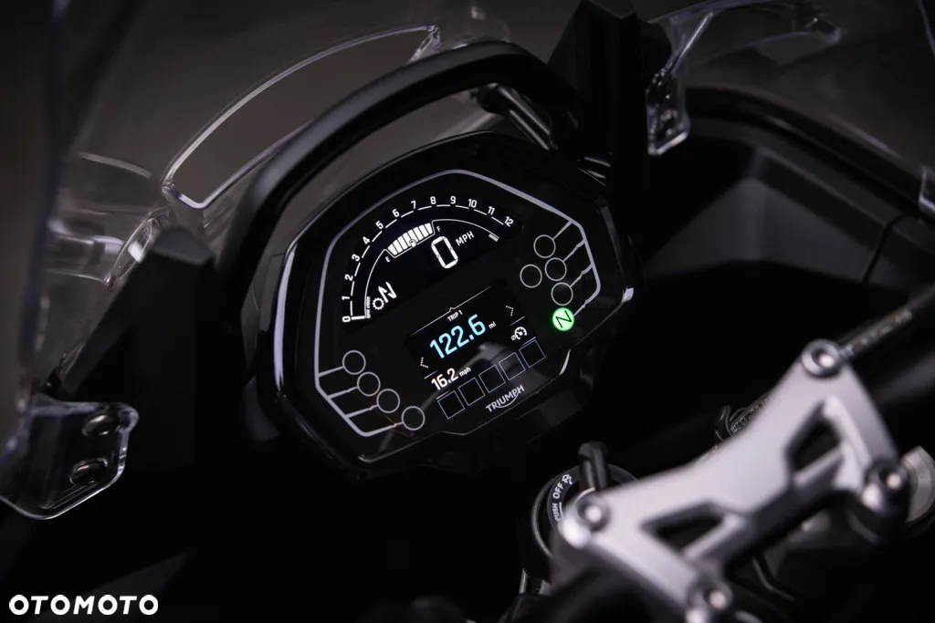 Triumph Tiger - 37