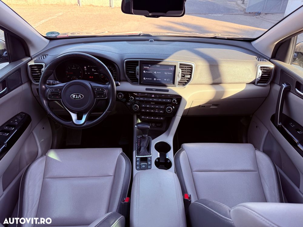 Kia Sportage 2,0 CRDI AWD Aut. Platinum - 16