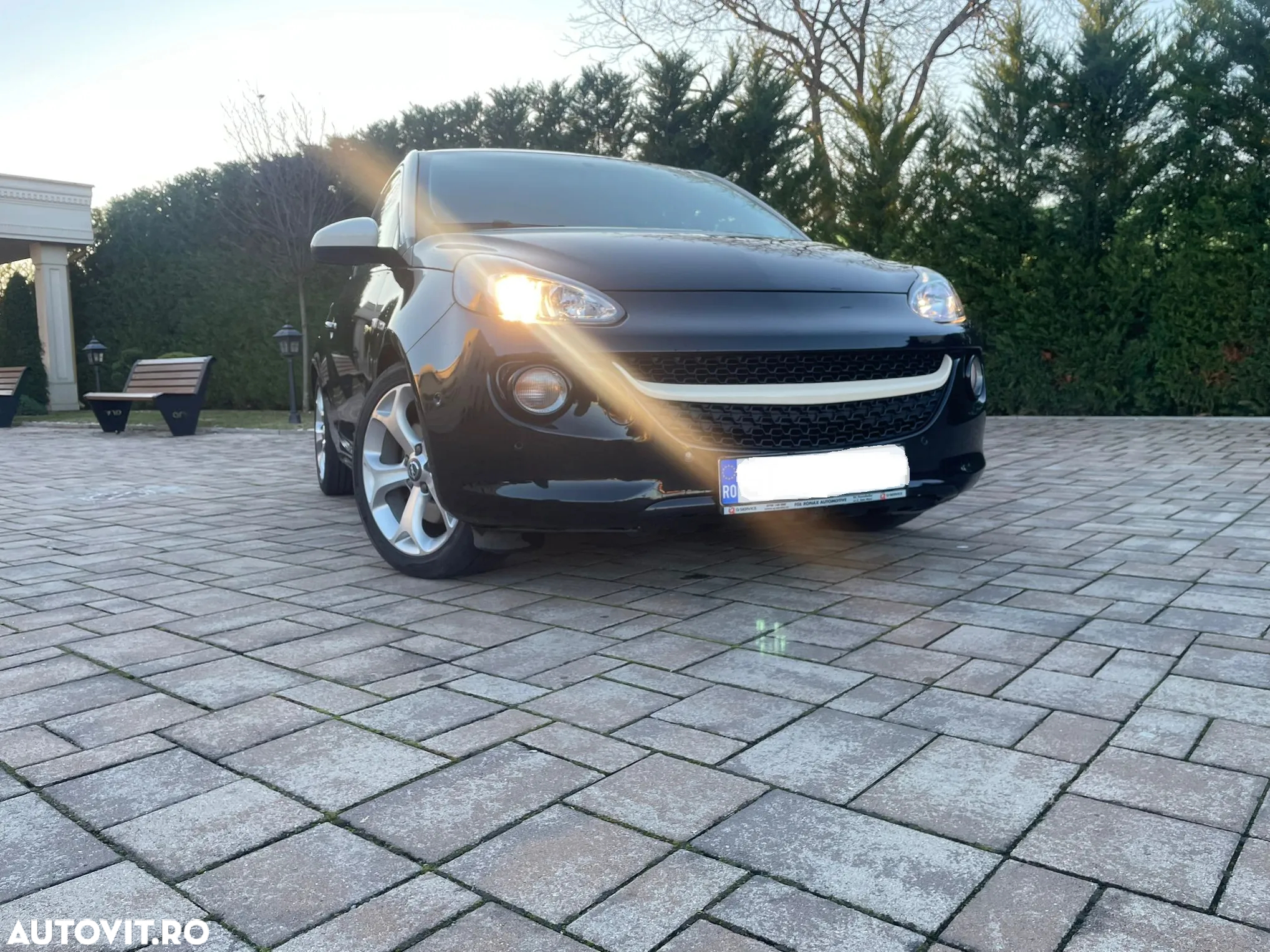Opel Adam 1.4 Turbo ECOTEC Start/Stop - 2