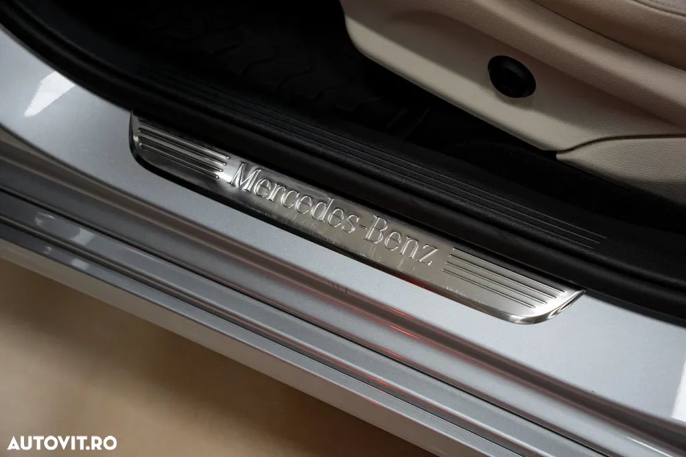 Mercedes-Benz E 220 d 4Matic 9G-TRONIC - 25