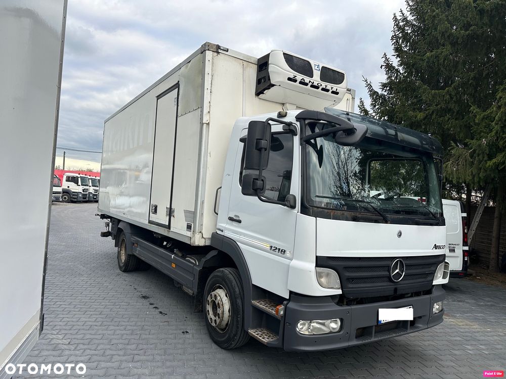 Mercedes-Benz Atego 1218  Chłodnia + Winda 2015 r. - 2