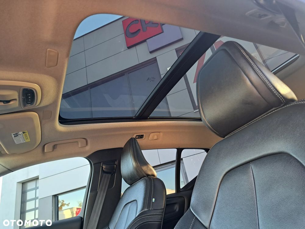 Volvo XC 40 T5 AWD Momentum - 14