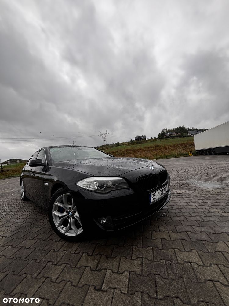 BMW Seria 5 520d - 2