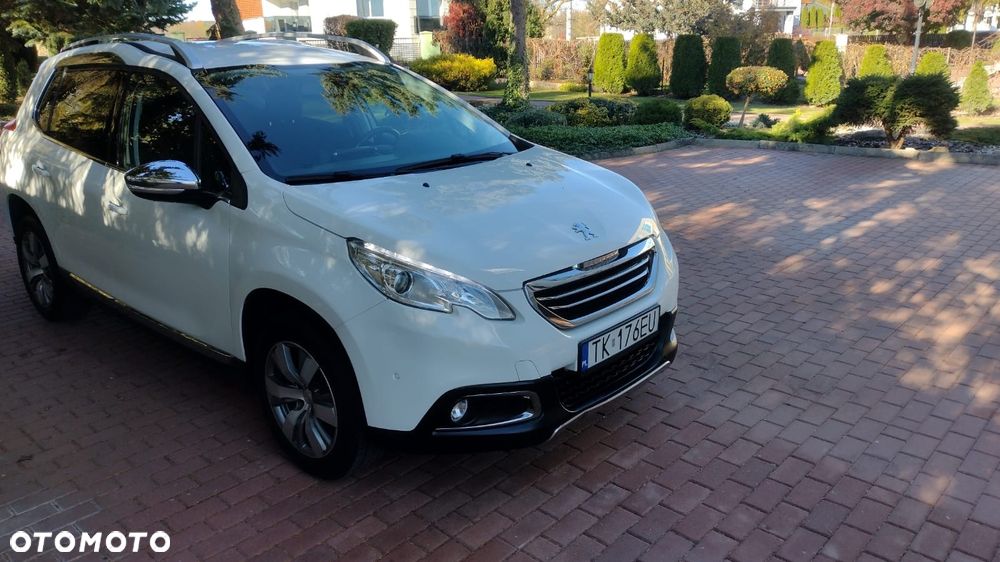 Peugeot 2008 1.2 Pure Tech Allure S&S EAT6 - 10