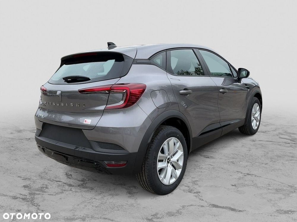Mitsubishi ASX - 5