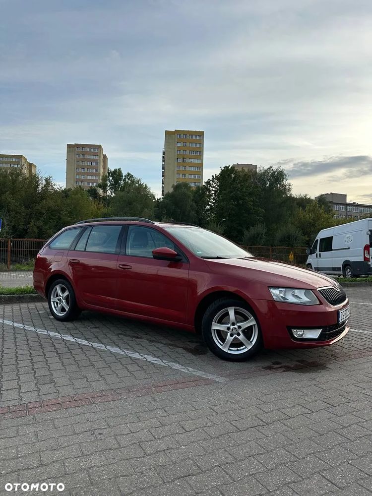Skoda Octavia 1.6 TDI Active DSG - 2