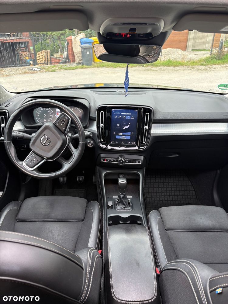 Volvo XC 40 - 9