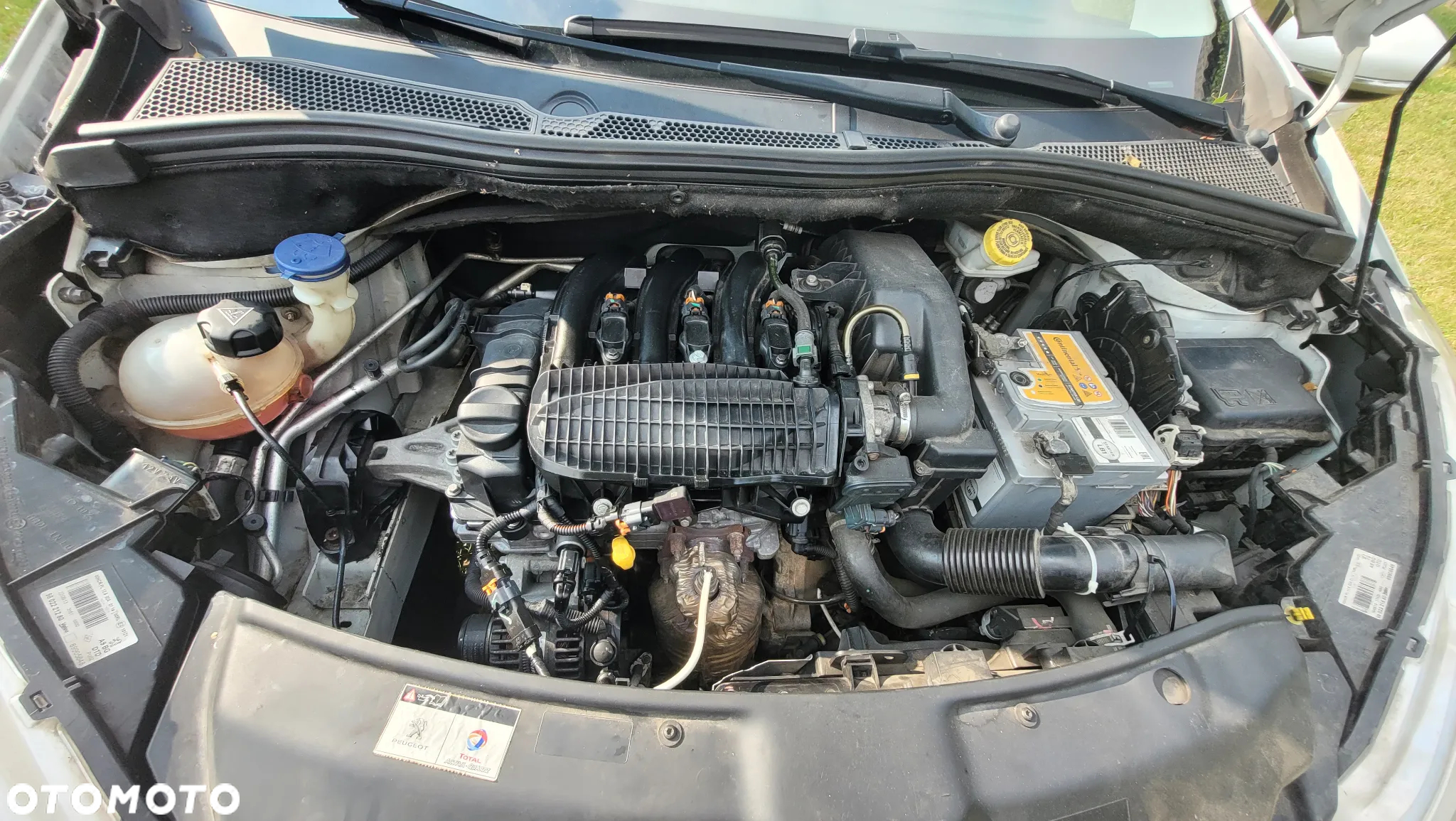 Peugeot 208 - 9