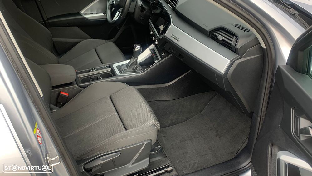 Audi Q3 Sportback 45 TFSIe S tronic S line - 23