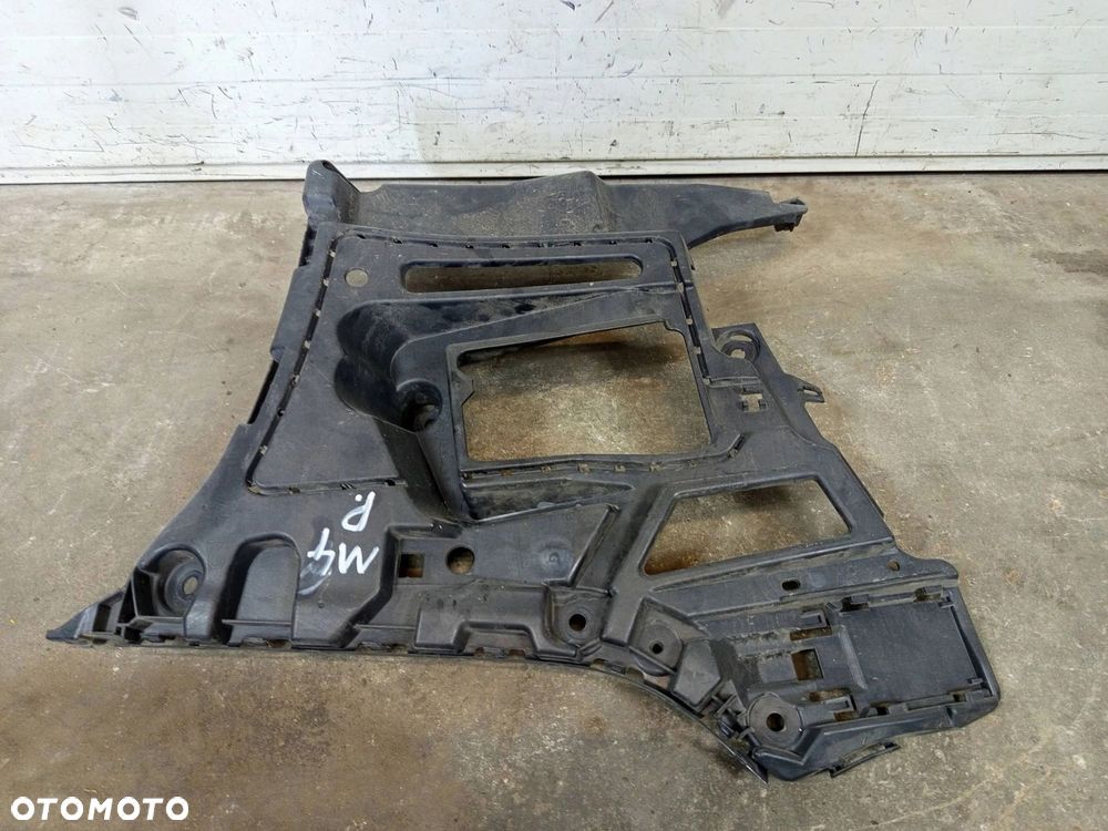 BMW M4 G82 G83 ŚLIZG ZDERZAKA MOCOWANIE PRAWY TYŁ TYLNI 8074728 - 3