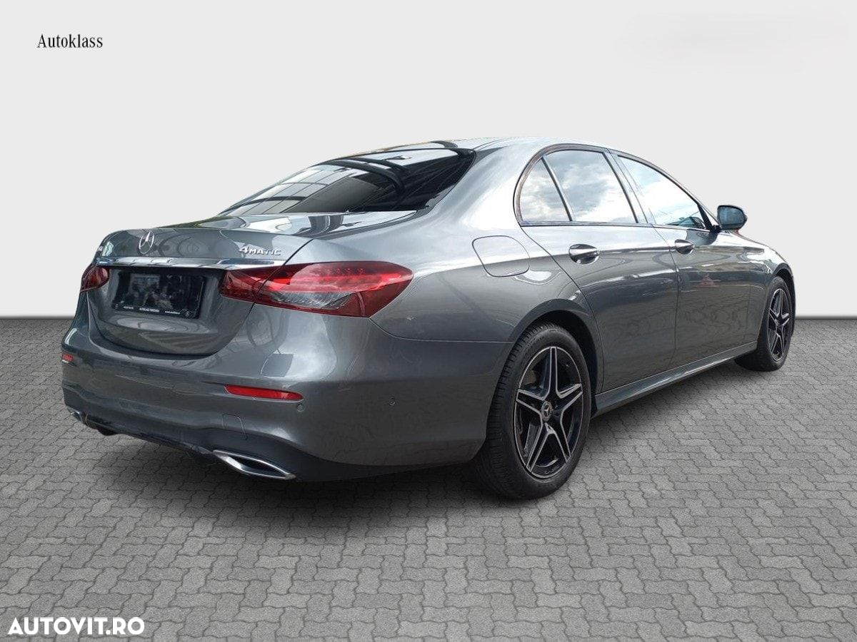 Mercedes-Benz E - 5
