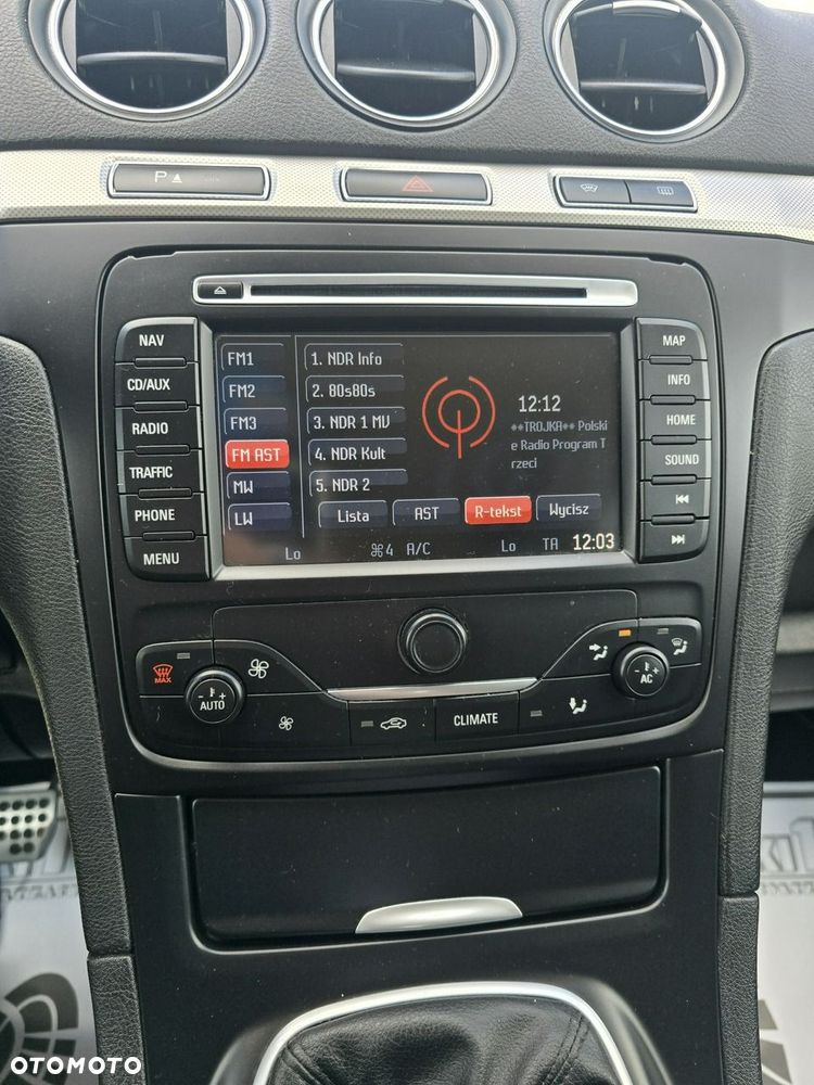 Ford S-Max - 30