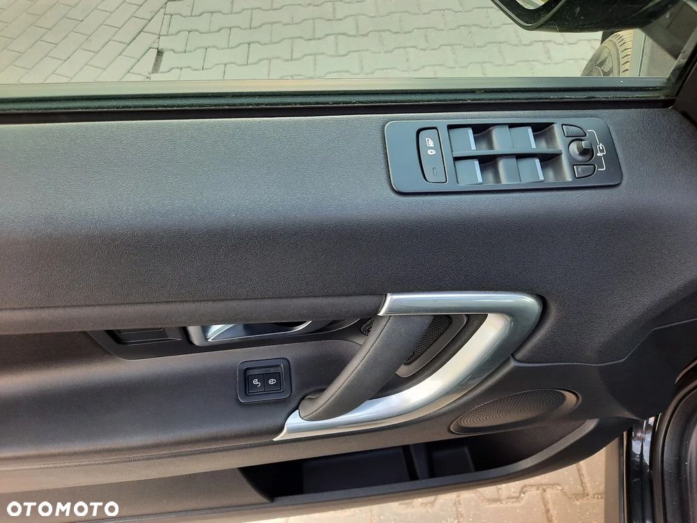 Land Rover Discovery Sport TD4 Sky View - 15