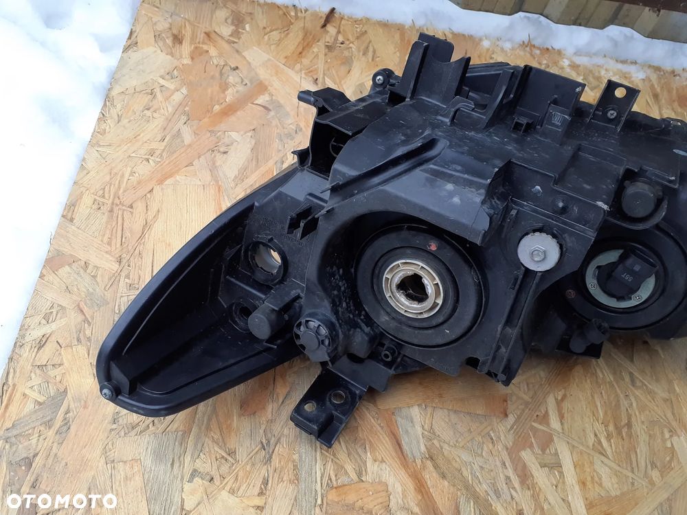 12140 Lampa prawy przód Mazda 6 12- USA - 5