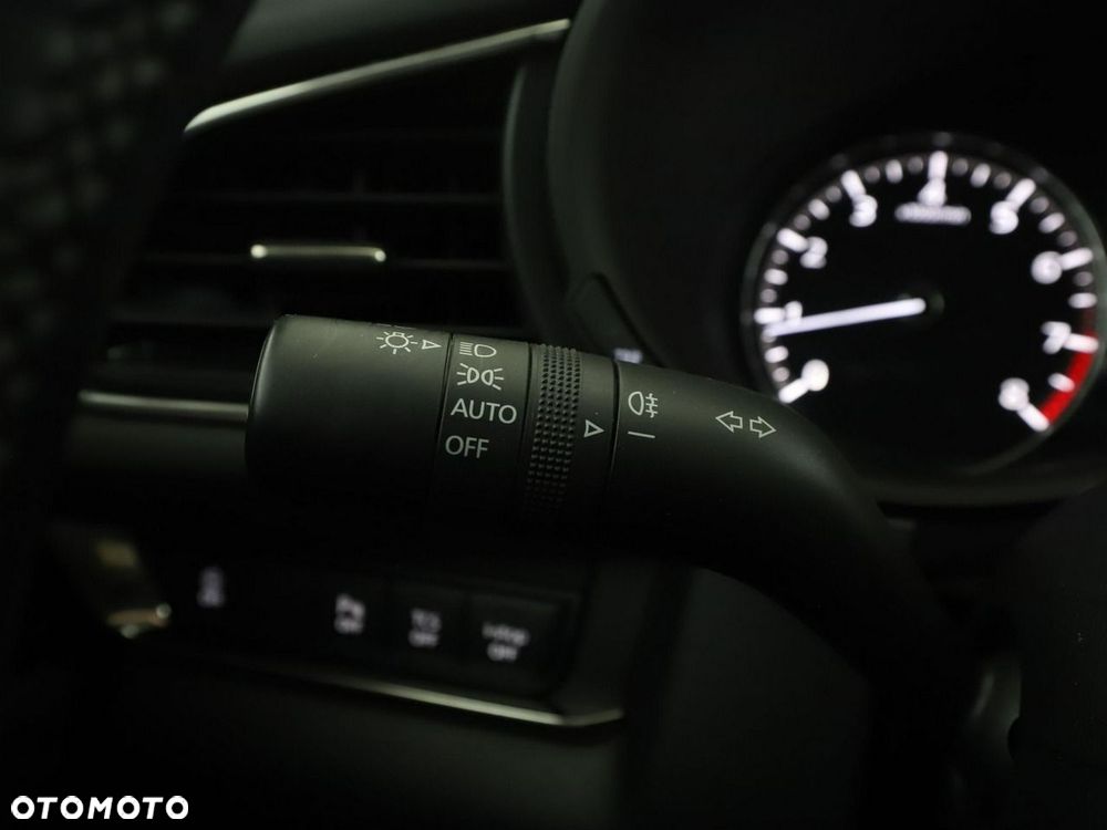 Mazda CX-30 SKYACTIV-G 2.0 M-Hybrid 150 SELECTION - 36