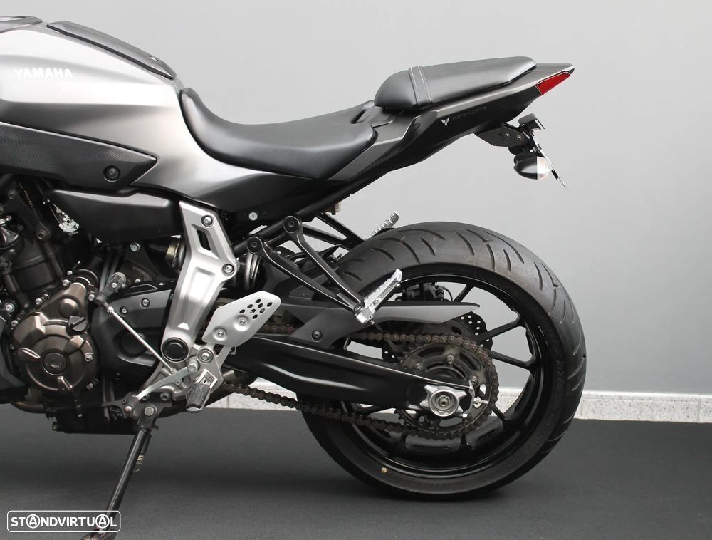 Yamaha MT-07 Abs - 15