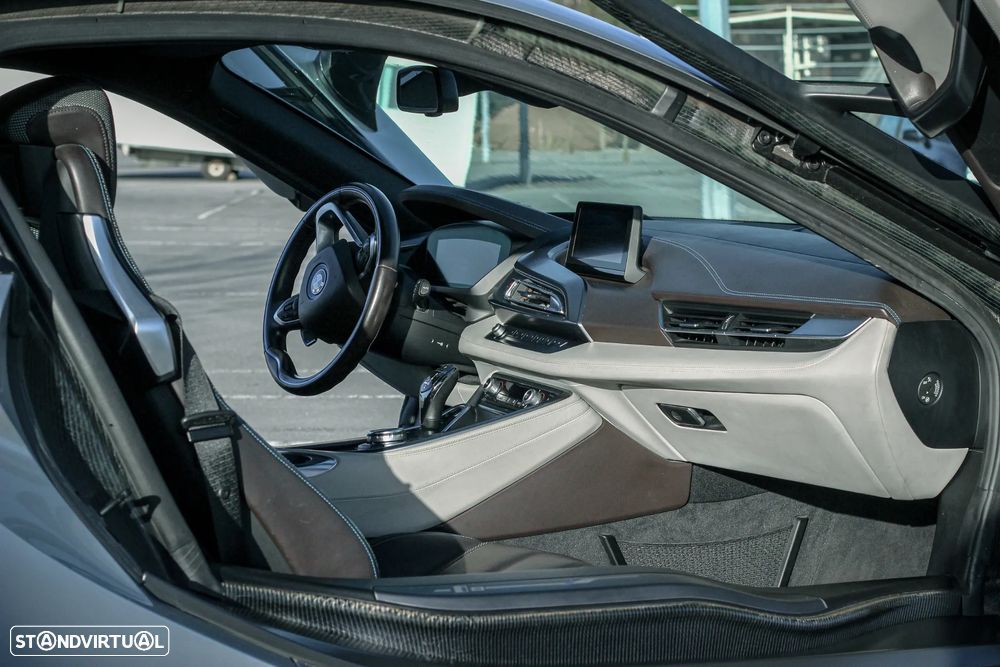 BMW i8 Standard - 29