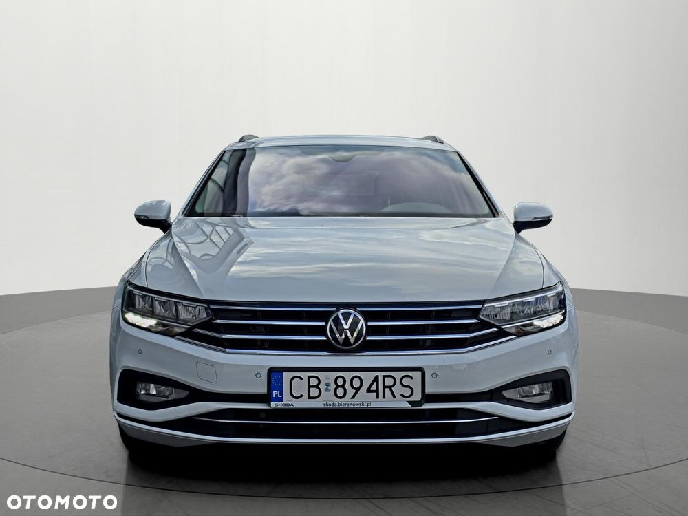 Volkswagen Passat 1.5 TSI EVO Business - 9