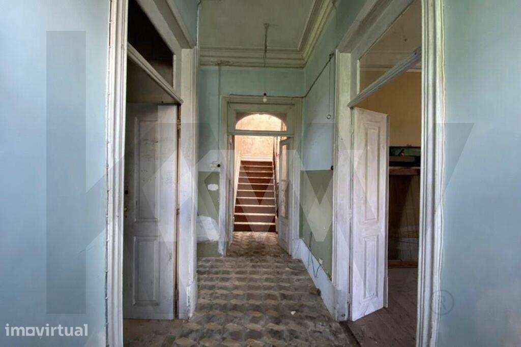 Casa Centenária com 1300m2 de Terreno em Macinhata do Vouga para Recup - Grande imagem: 5/60