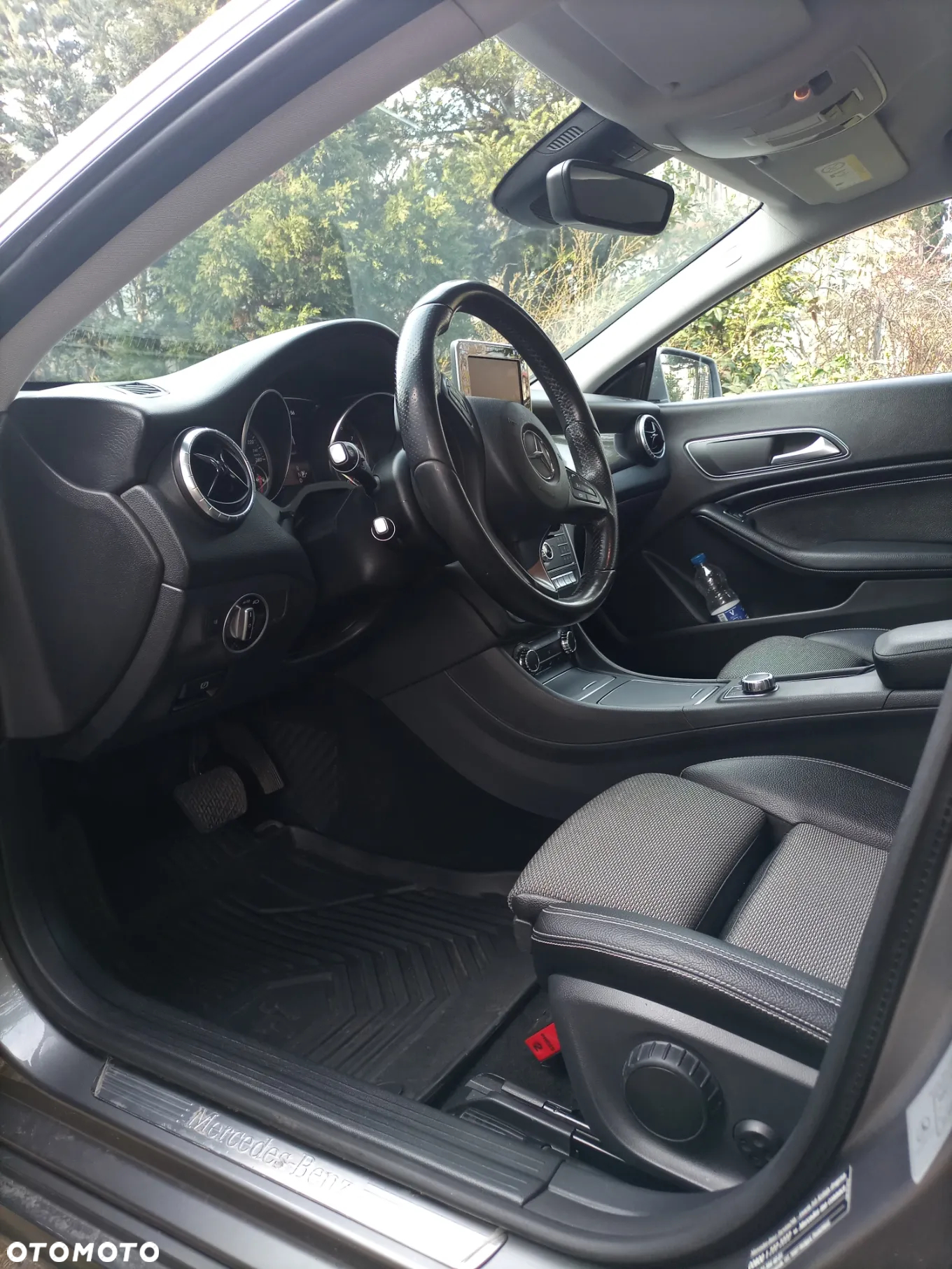 Mercedes-Benz CLA 220 4-Matic - 8