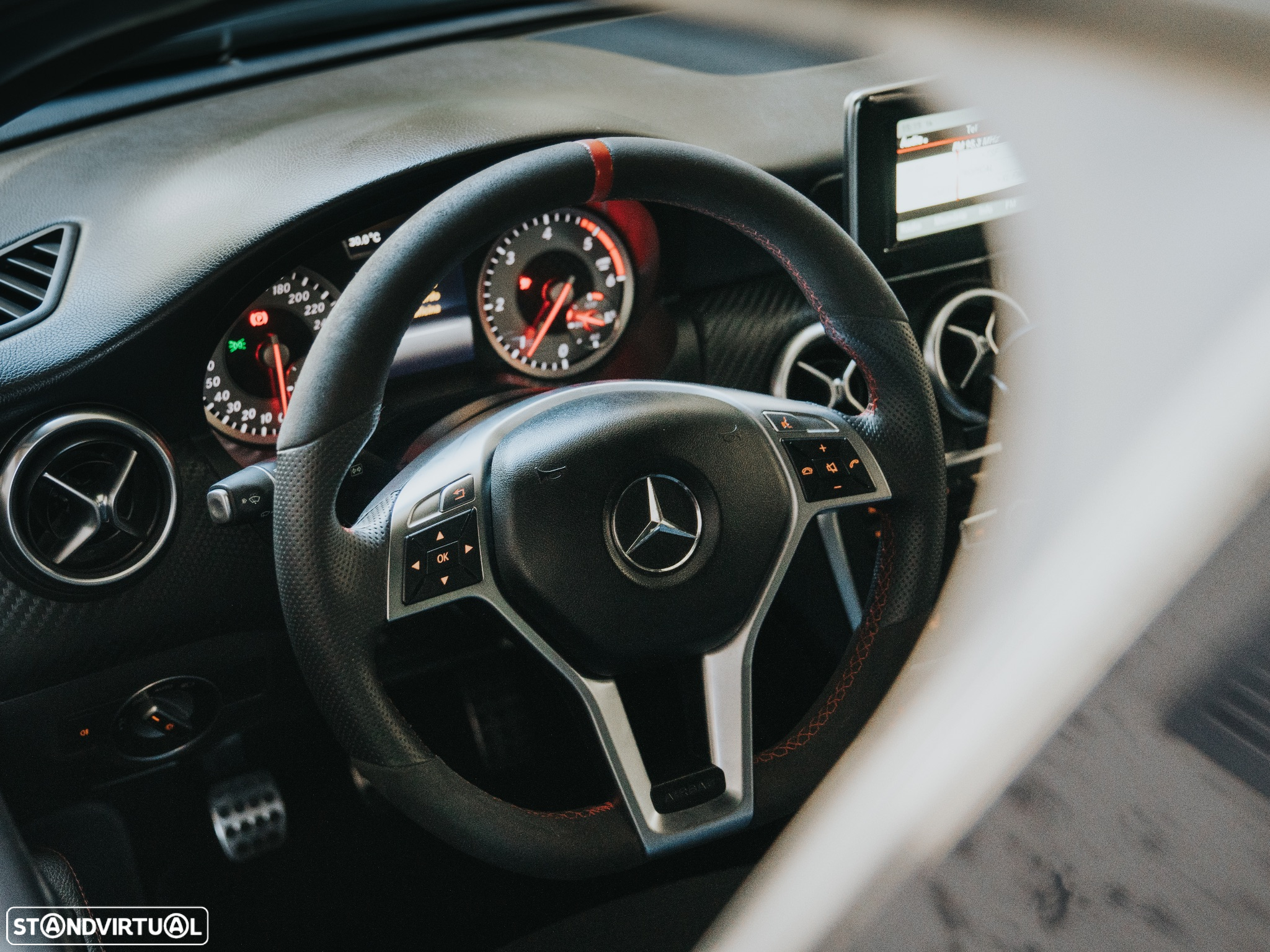 Mercedes-Benz A 180 CDI (BlueEFFICIENCY) - 13