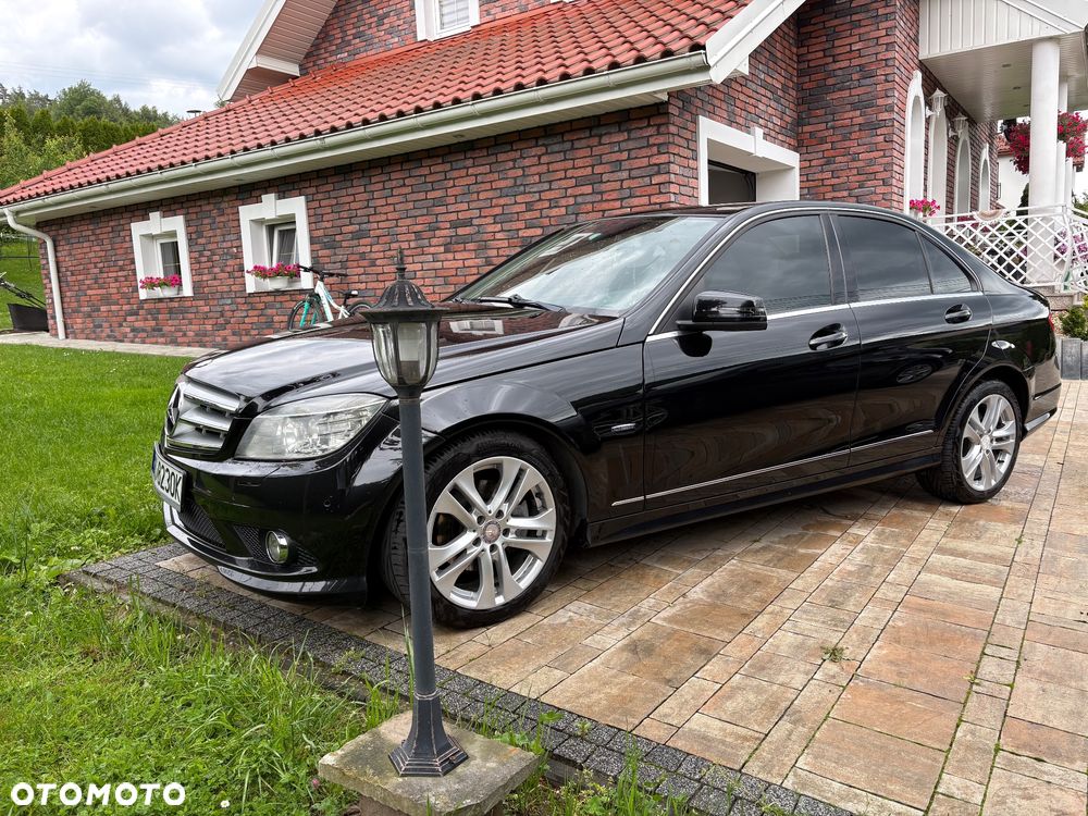 Mercedes-Benz Klasa C 250 CDI BlueEff Avantgarde 4-Matic - 3