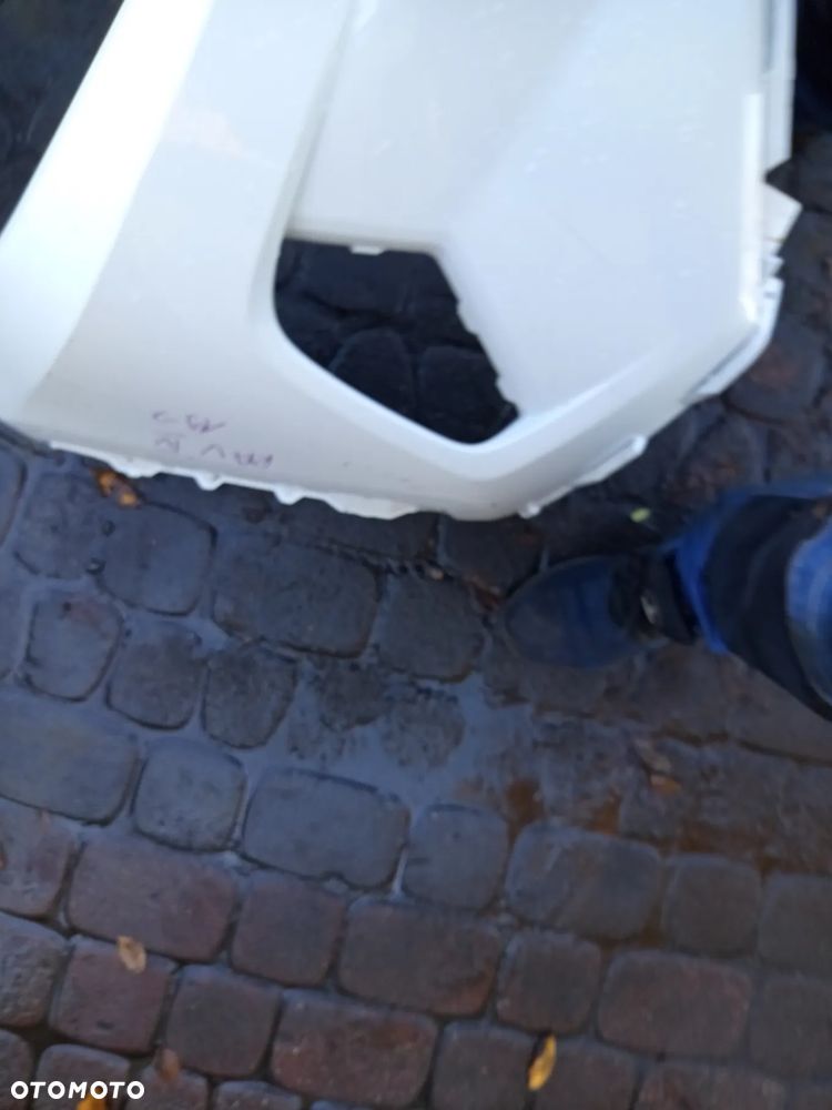 ZDERZAK PRZEDNI TOYOTA RAV4 IV 19- - 10