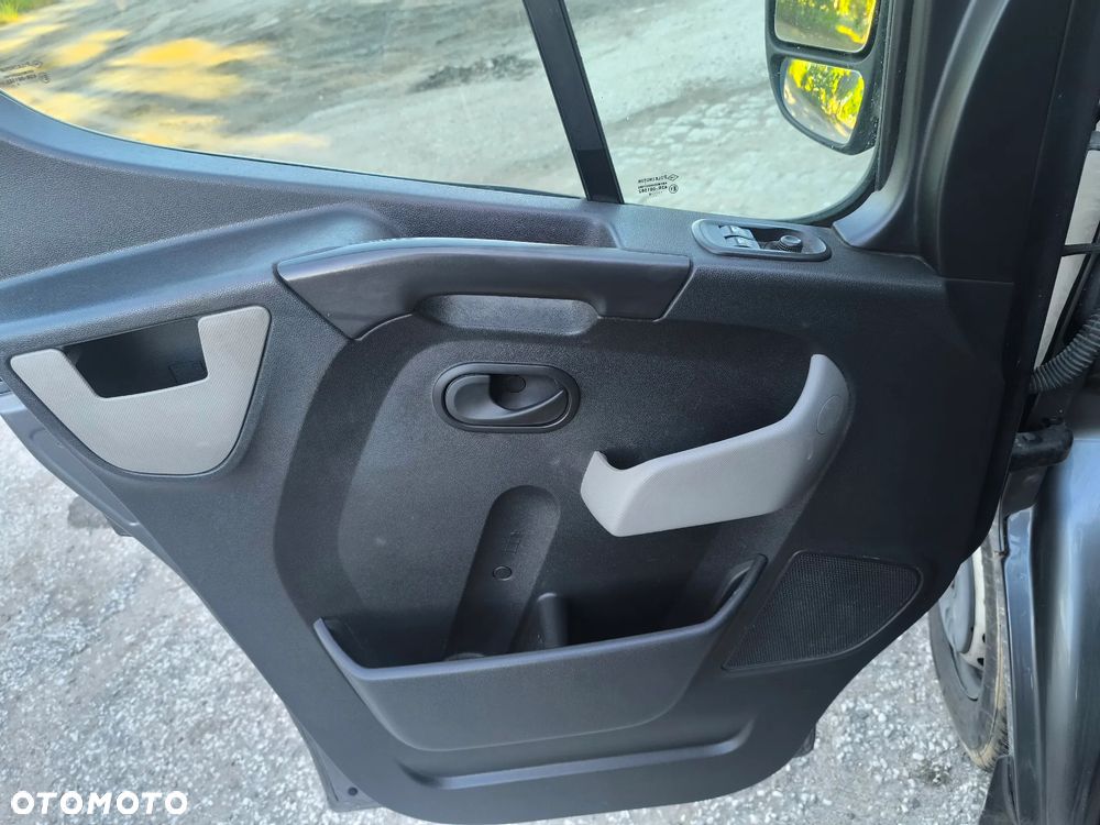 Renault Master - 17