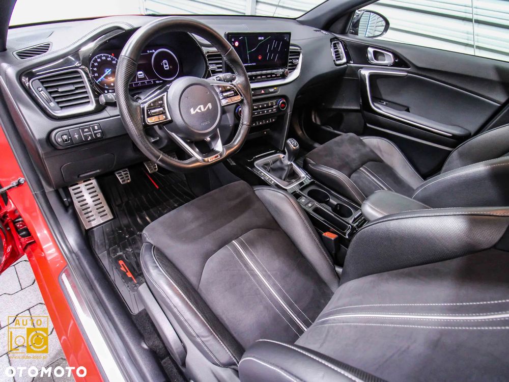 Kia ProCeed 1.5 T-GDI GT Line - 18