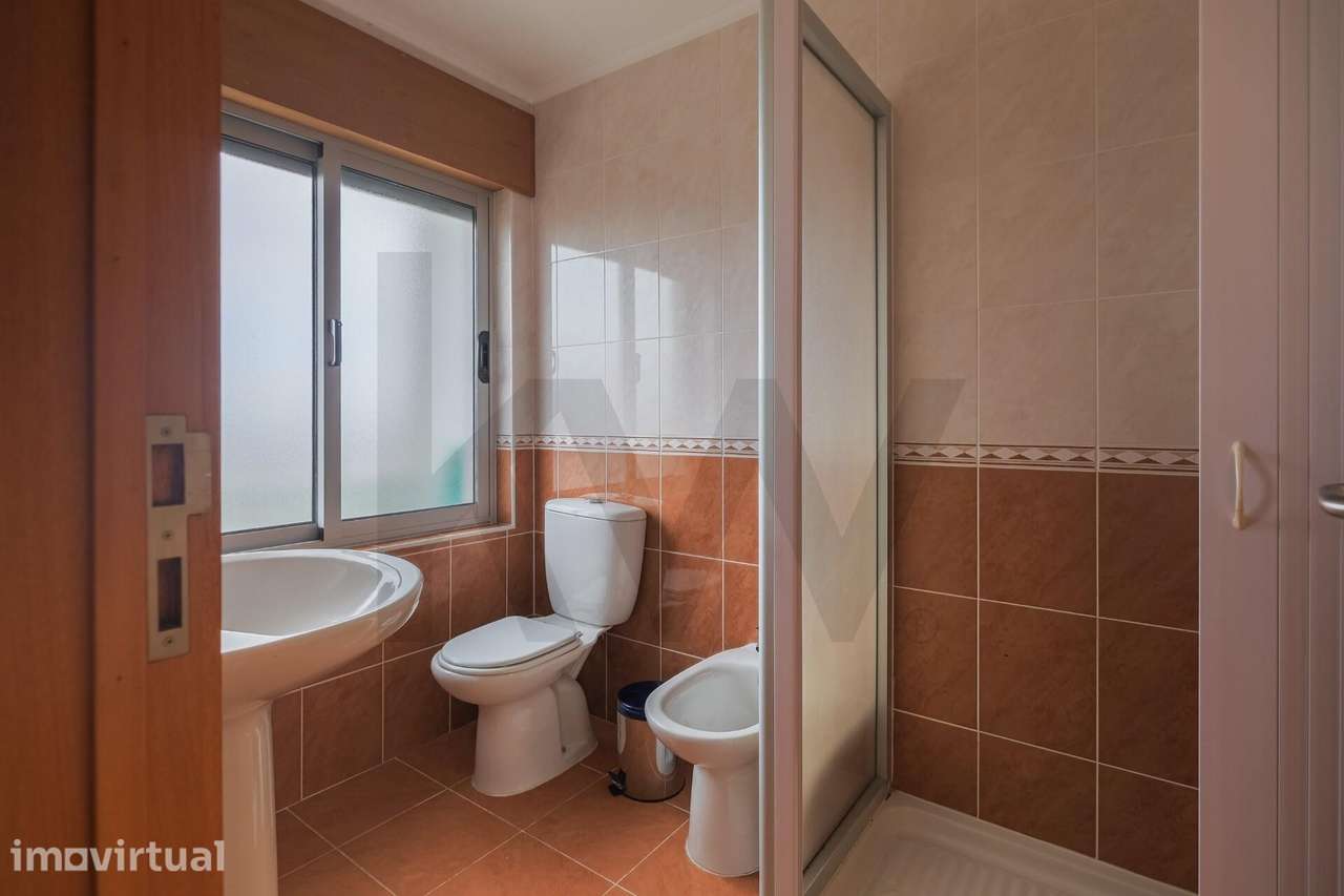 T2 Duplex com 132 m2, Terraço de 60 m2, Estacionamento e Vista sobre P - Grande imagem: 4/18