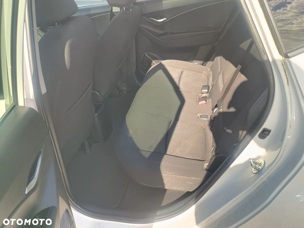 Hyundai ix20 - 11