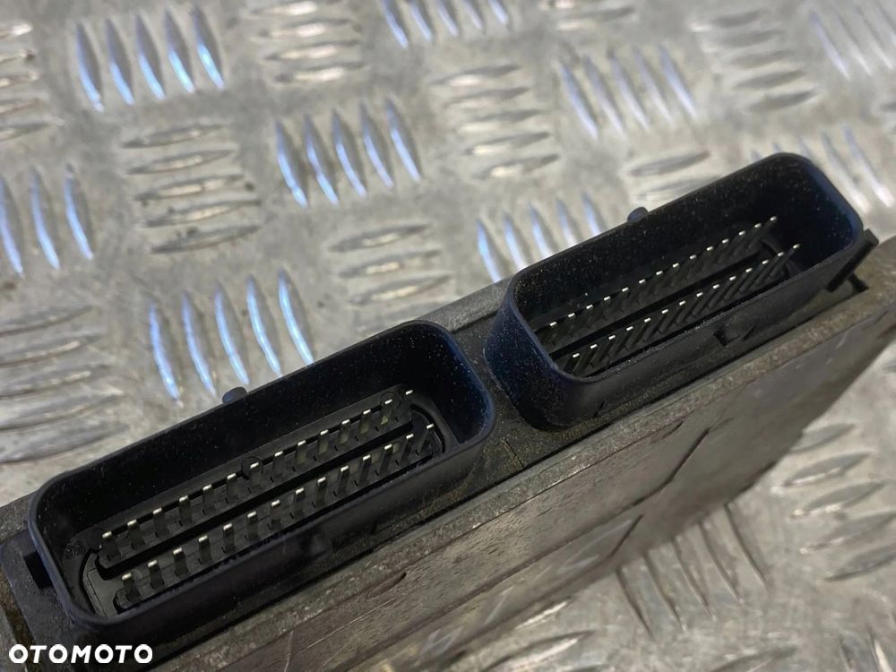 STEROWNIK KOMPUTER SILNIKA MODUŁ PEUGEOT 307 S118047505E 9647757880 - 10
