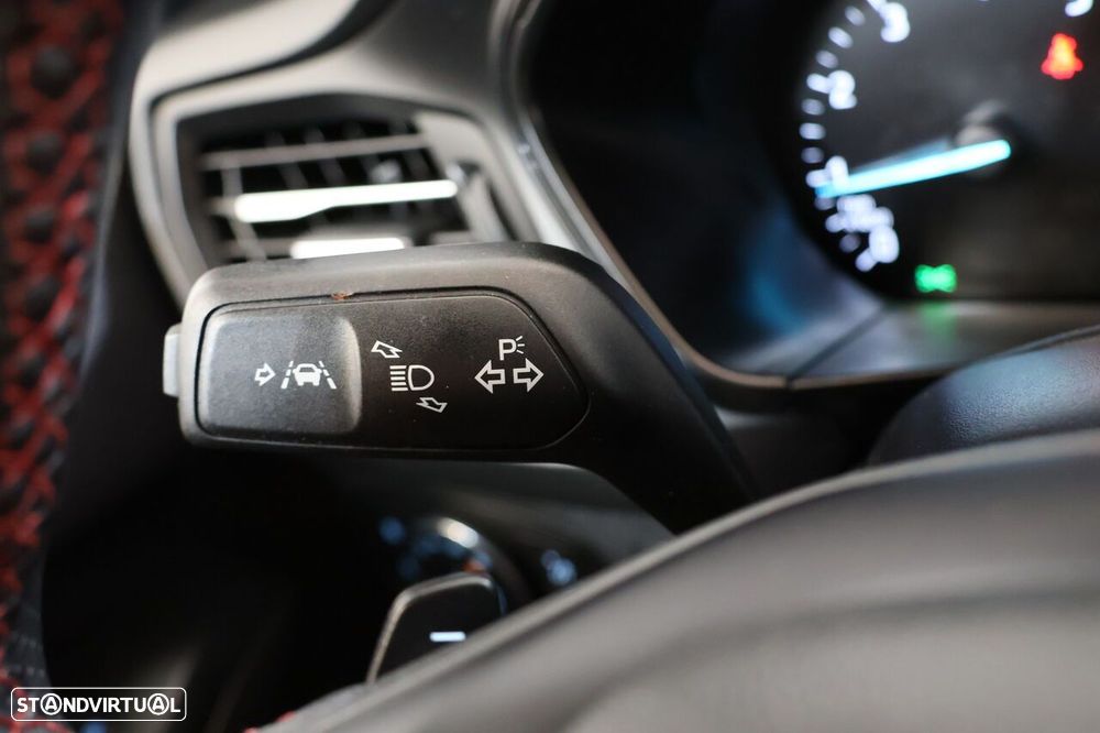 Ford Focus - 21