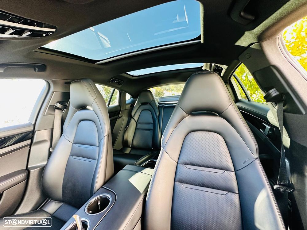 Porsche Panamera S Hybrid - 13