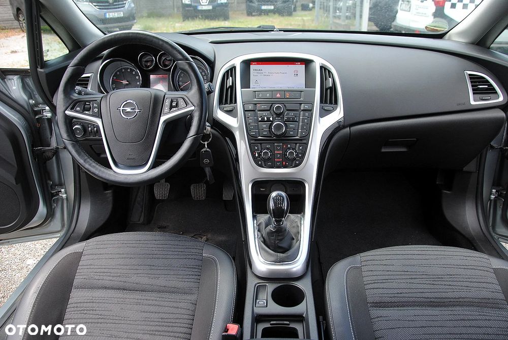 Opel Astra 1.4 Turbo Innovation - 12