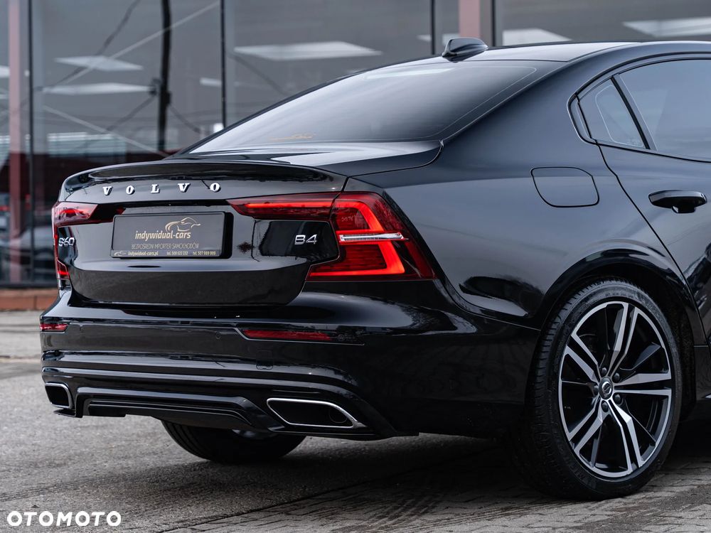 Volvo S60 B4 B DKG Plus Dark - 14