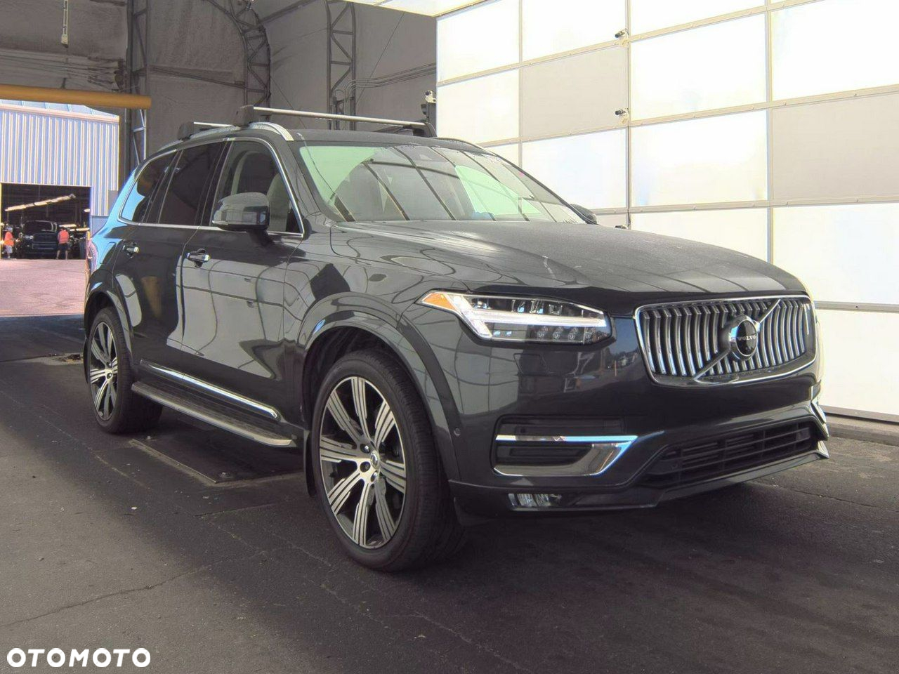 Volvo XC 90 - 2
