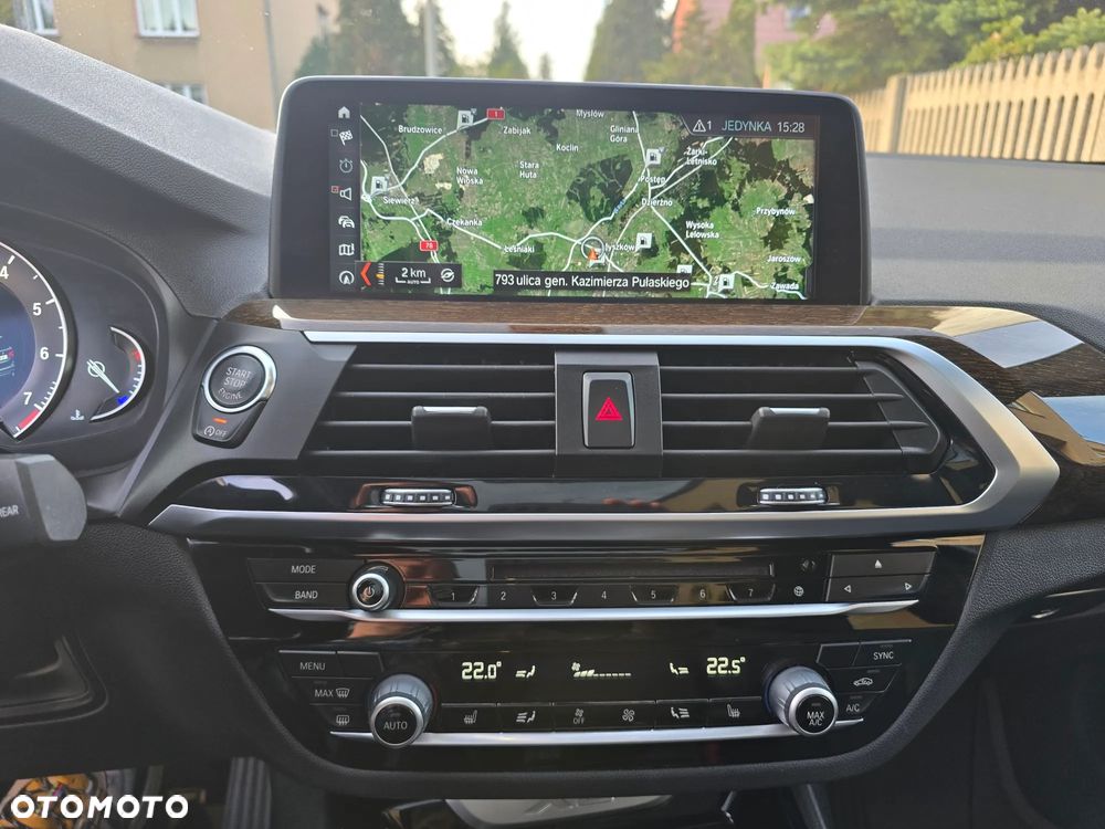 BMW X3 xDrive30i GPF Luxury Line - 37