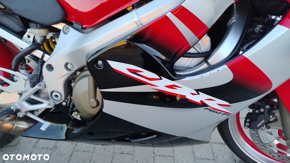 Honda CBR - 22